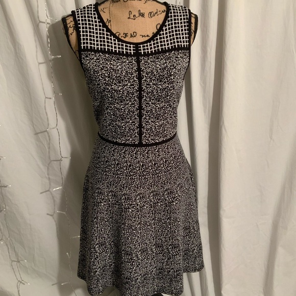 41 Hawthorn Dresses & Skirts - Black and white 41 Hawthorn Dresses & Skirts - Black and white